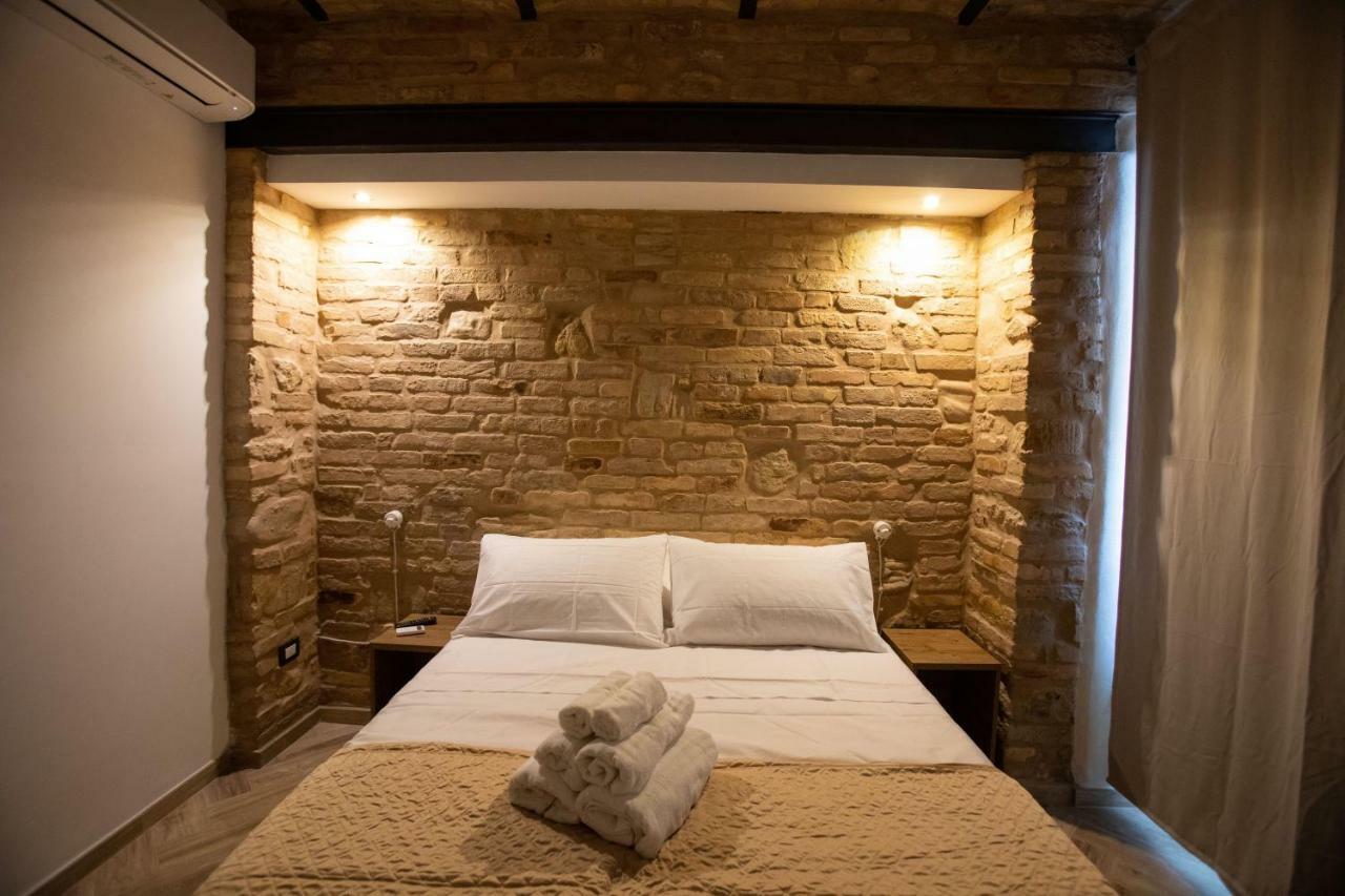Al 54 Accommodation San Benedetto del Tronto Exterior foto